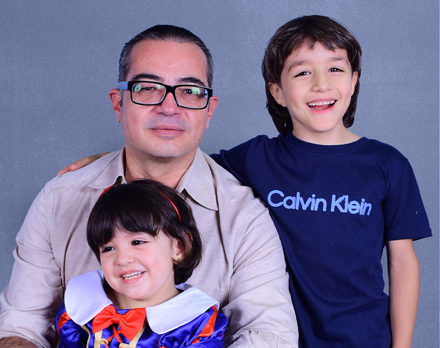 Lic. Carlos Eduardo Treviño Chapa y Familia
